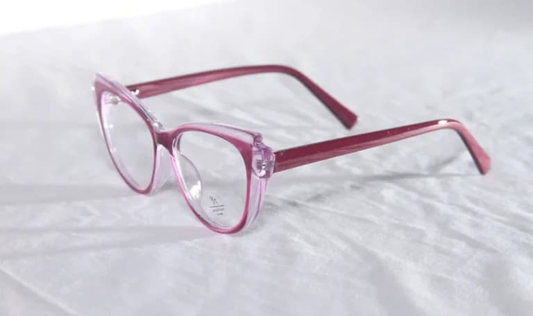 Red and pink frame with white dots