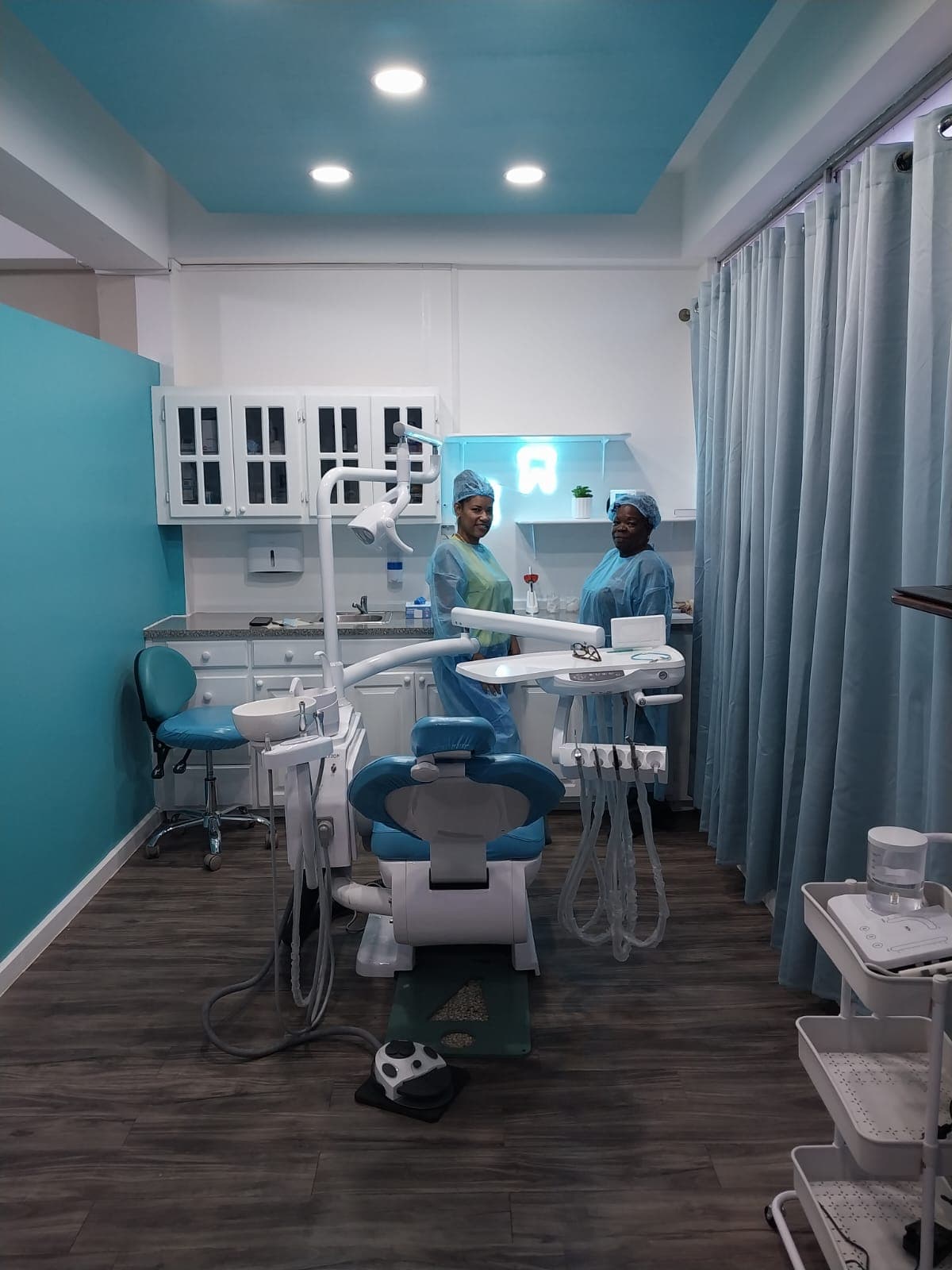 Contact Eyewear Accessories Optical